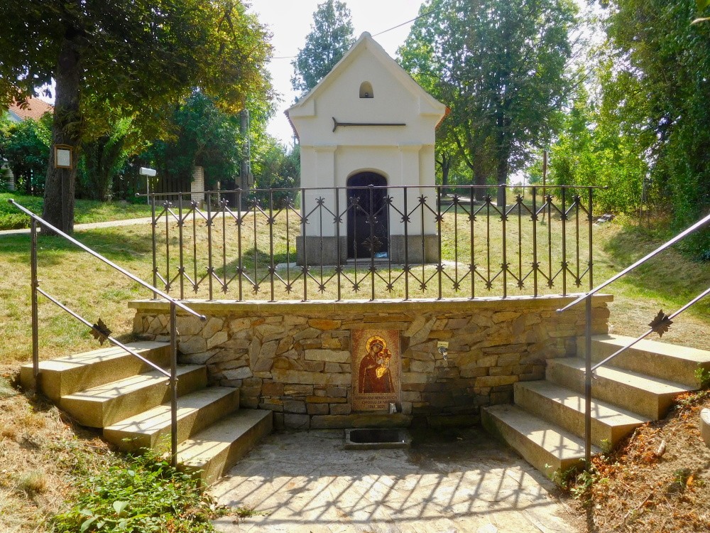 studánka Lutršték (7983)