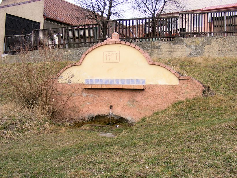pramen bez jména (8103)