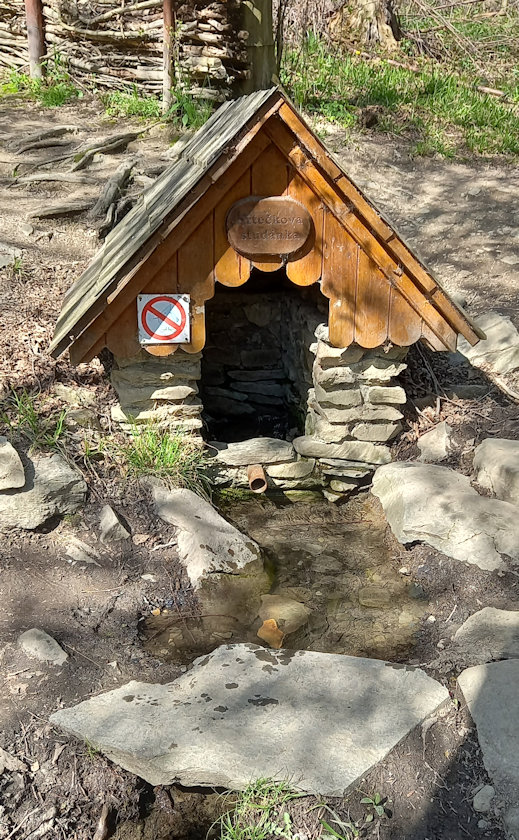 Krtečkova studánka (8467)