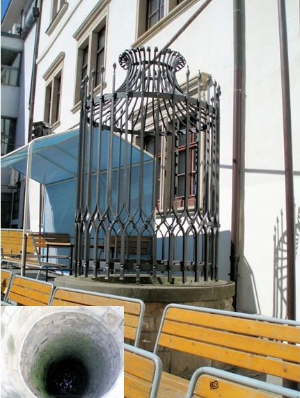 studna bez jména (8764)