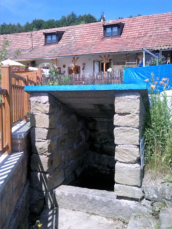 studánka Perálecká (8805)