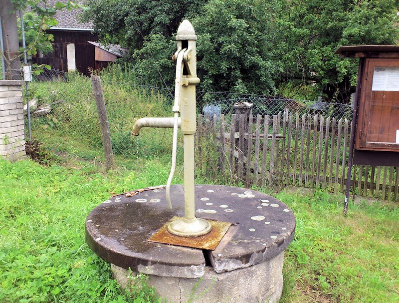studna bez jména (8812)