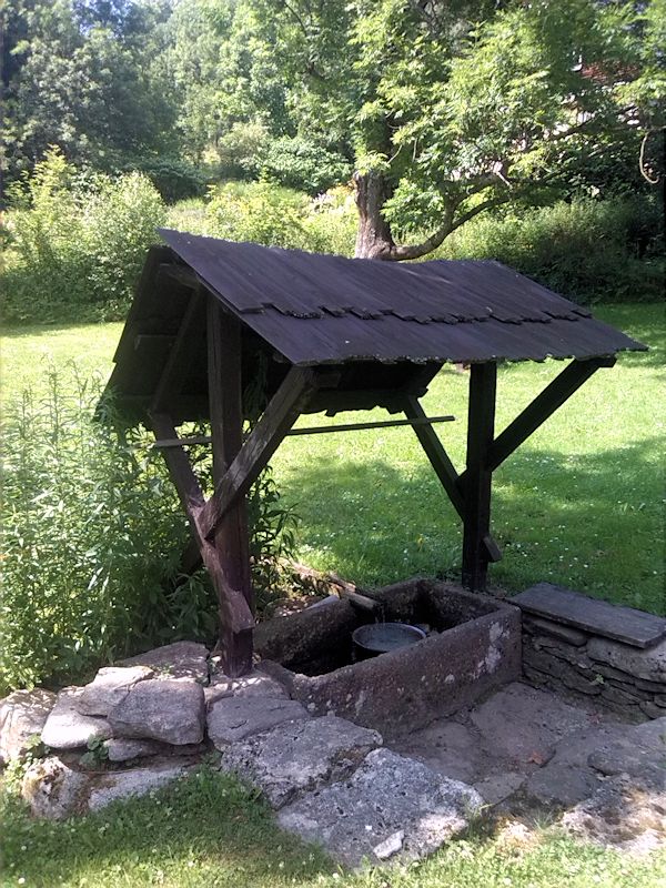 studánka U čísla 25 (8922)