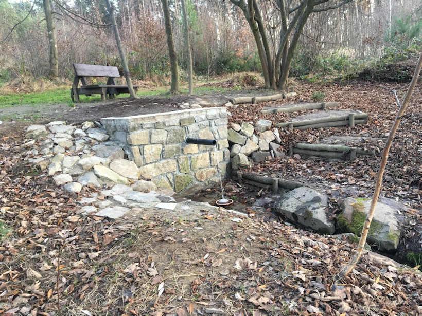 studánka Za Koupalištěm (8932)