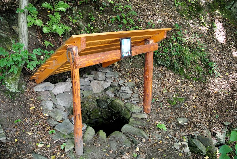Studánka Panny Marie (8937)