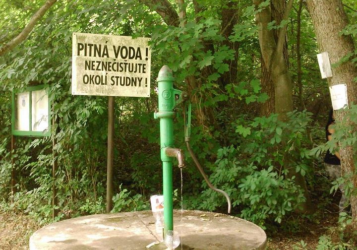 studna bez jména (10040)