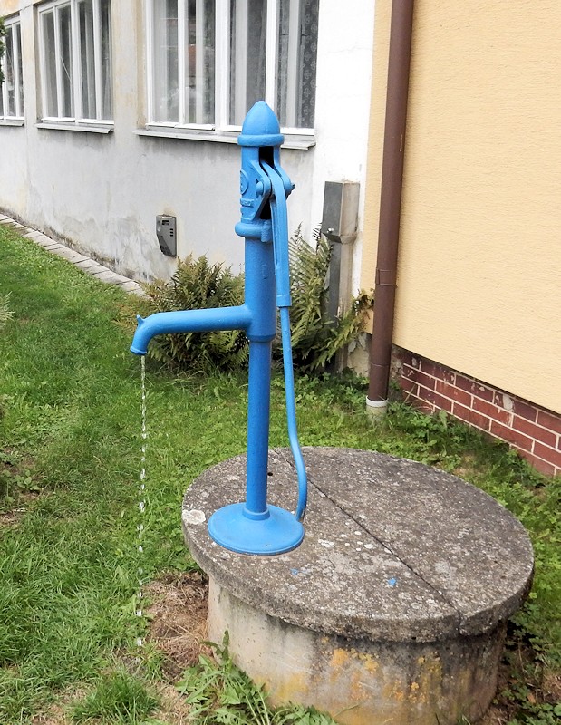 studna bez jména (10130)