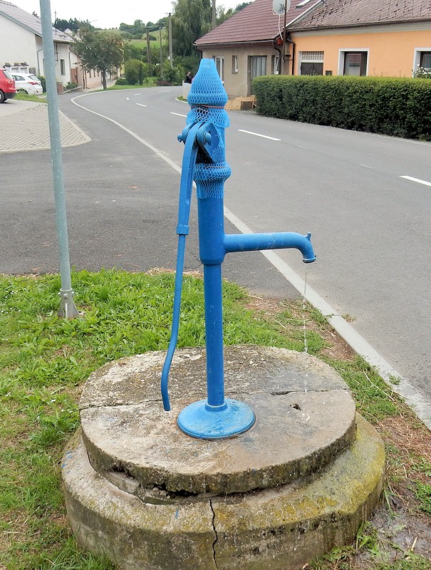 studna bez jména (10137)