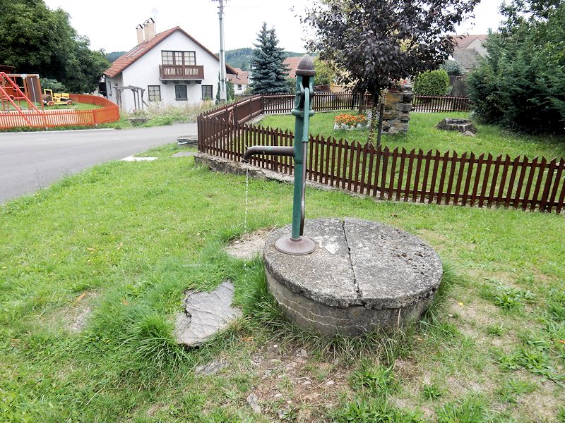 studna Pod kapličkou (10143)