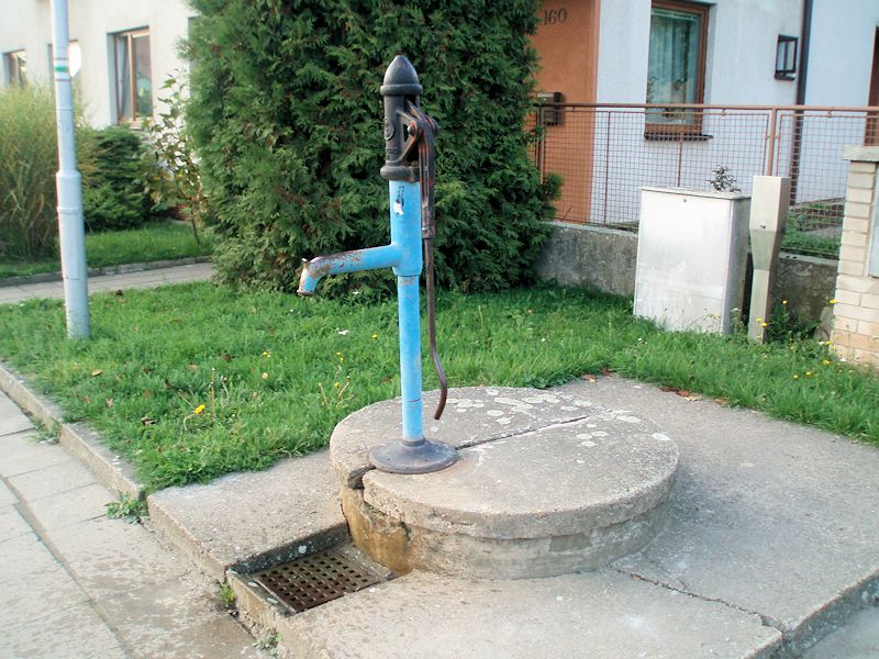 studna bez jména (10216)