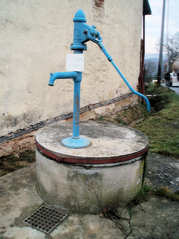 studna bez jména (10303)