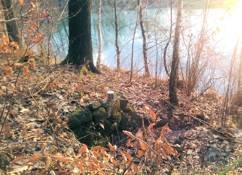 pramen bez jména (10396)