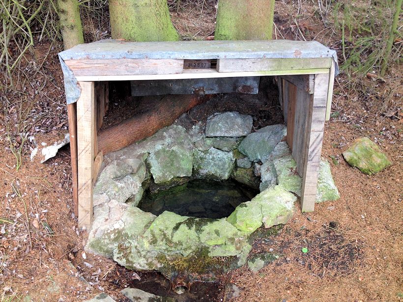 studánka Pod tratí (10448)