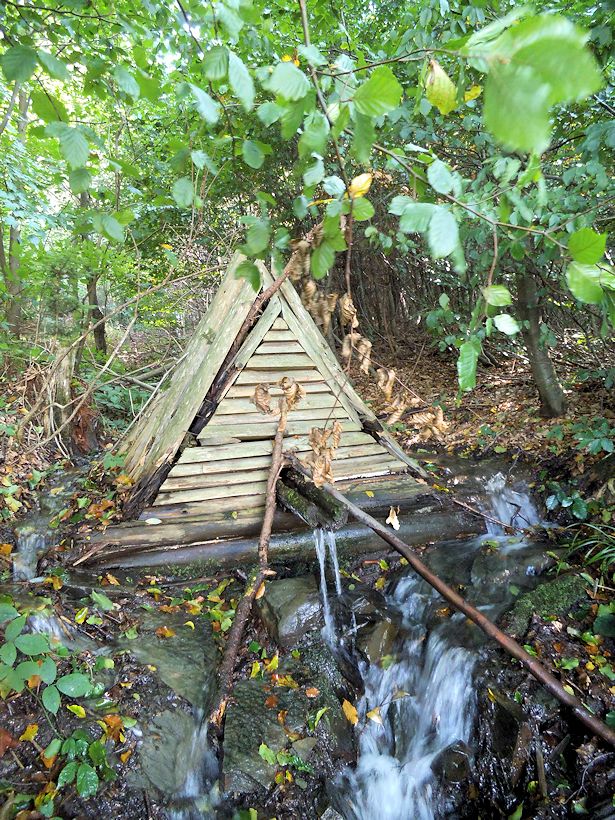 studánka Zázračný pramen (9070)