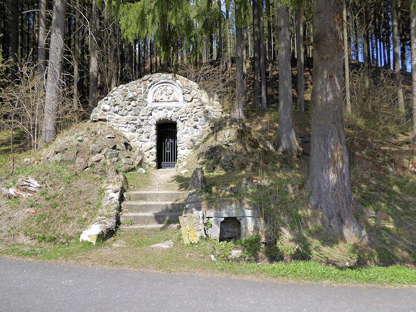 Lurdská studánka (9710)