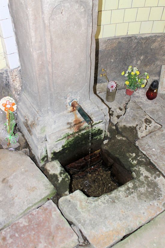 studánka Panny Marie Sedmibolestné (9760)