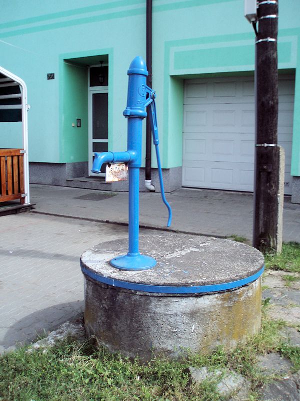 studna bez jména (9867)