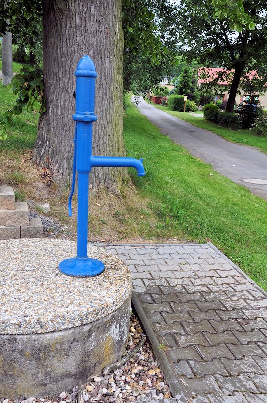 studna bez jména (9900)