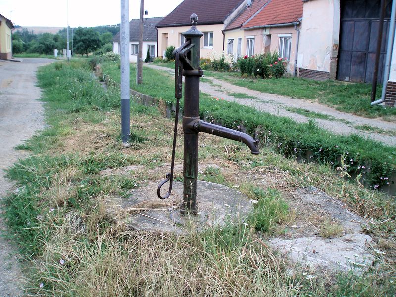 studna bez jména (9975)