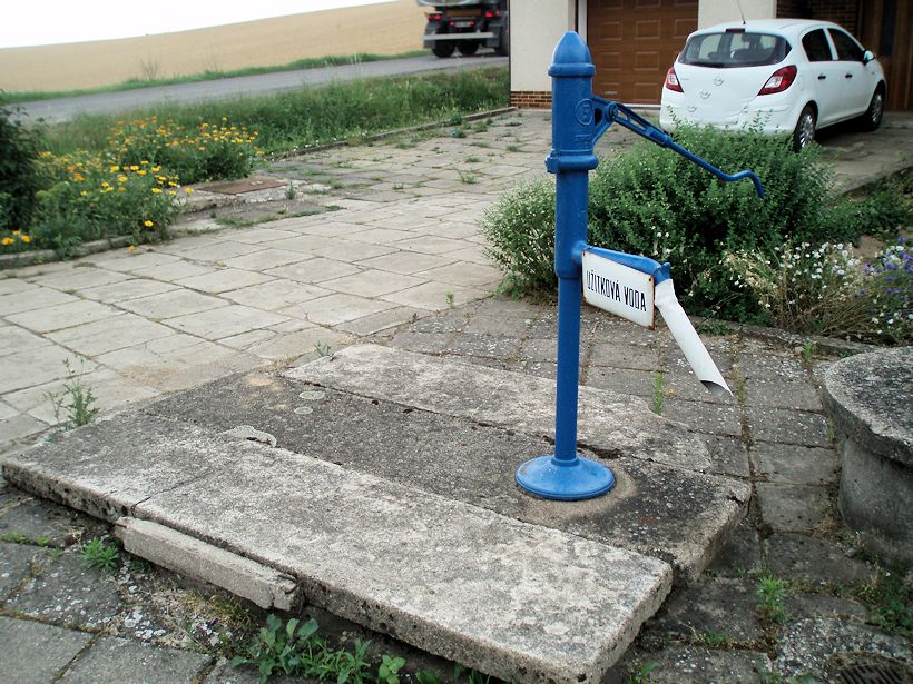 studna bez jména (9976)