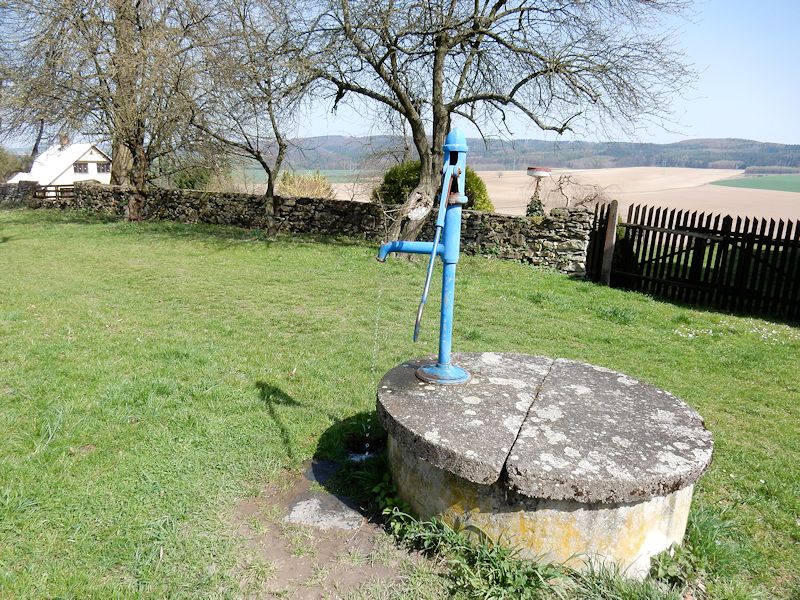 studna Suchý Dvůr (10566)