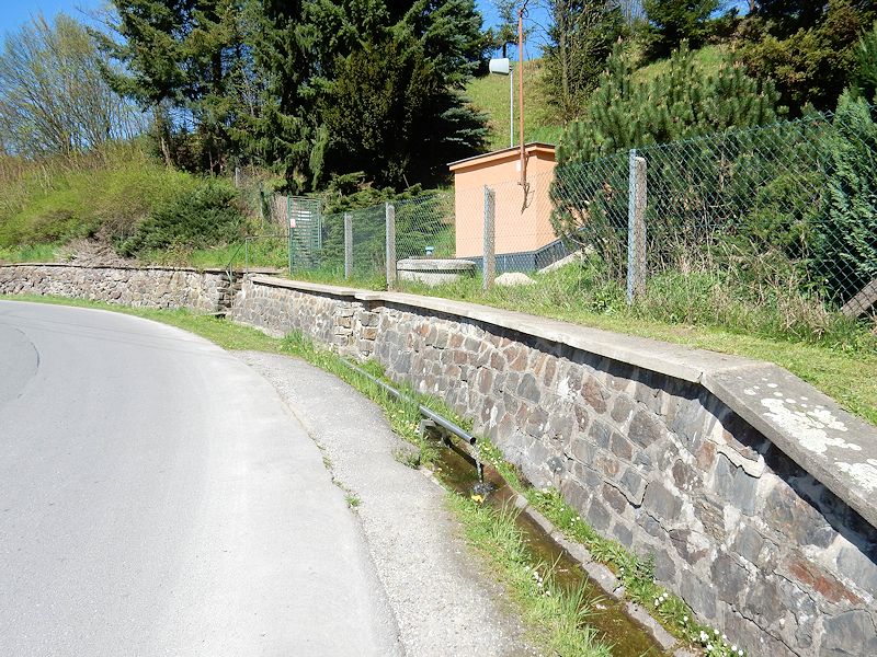 jiný vodní zdroj Hněvkovský pramen (10627)