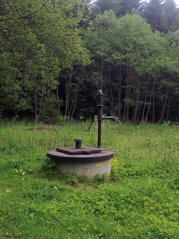 studna bez jména (10755)
