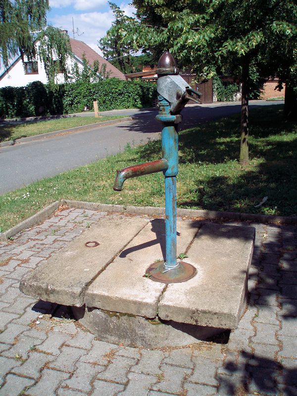 studna bez jména (10802)