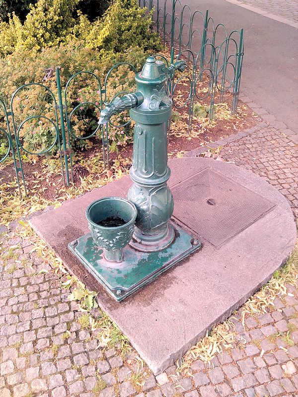 jiný vodní zdroj bez jména (10842)
