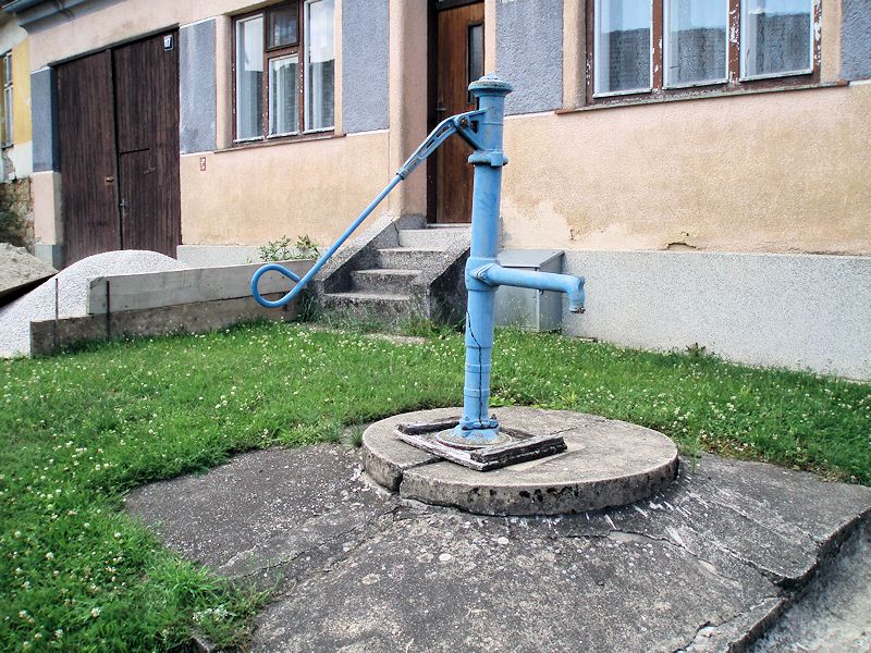 studna bez jména (10884)