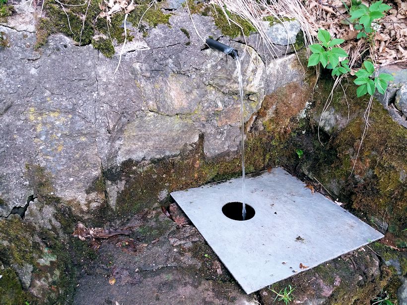 studánka Dědův pramen (11252)