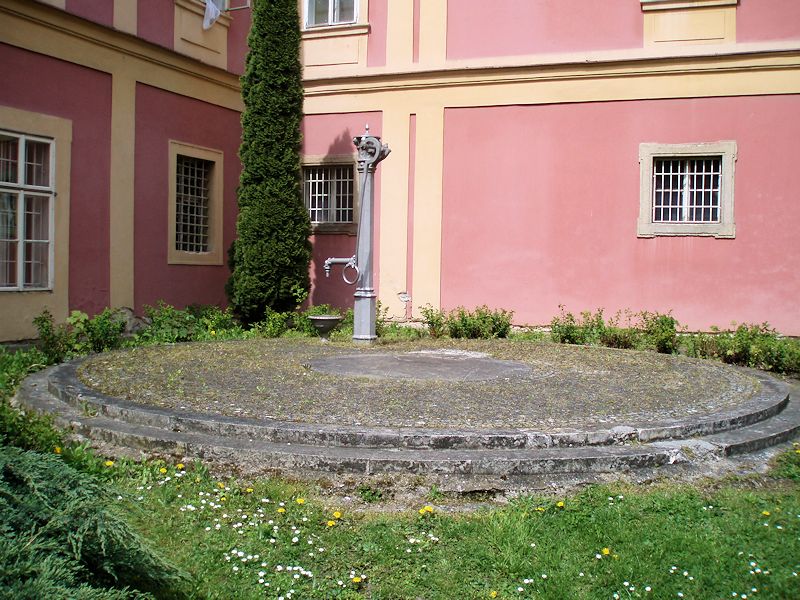 studna bez jména (11255)
