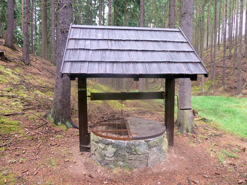 studna Černá jáma (11379)
