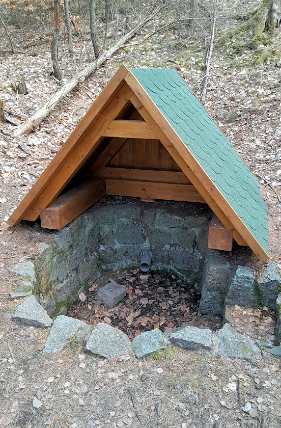 studánka U Čertova kamene (11715)