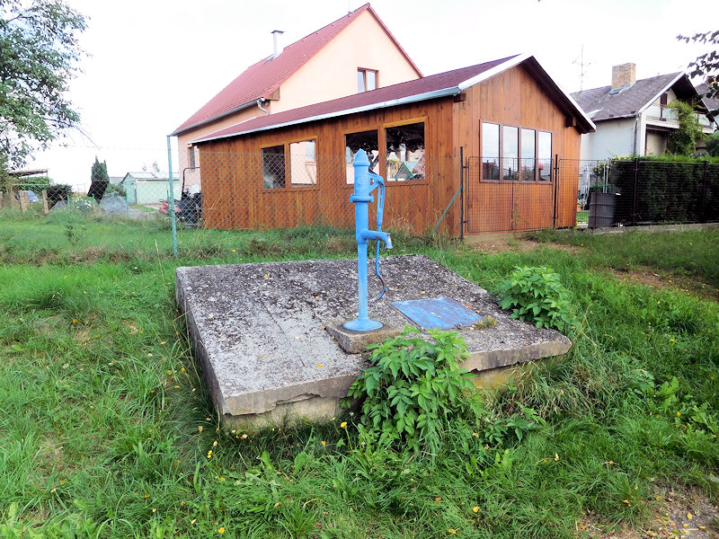 studna bez jména (12899)