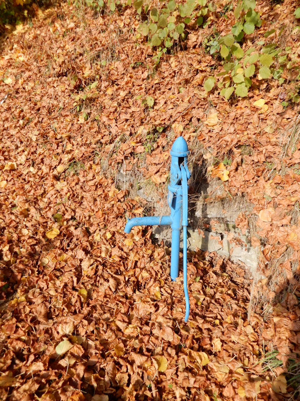 studna U silnice (13049)