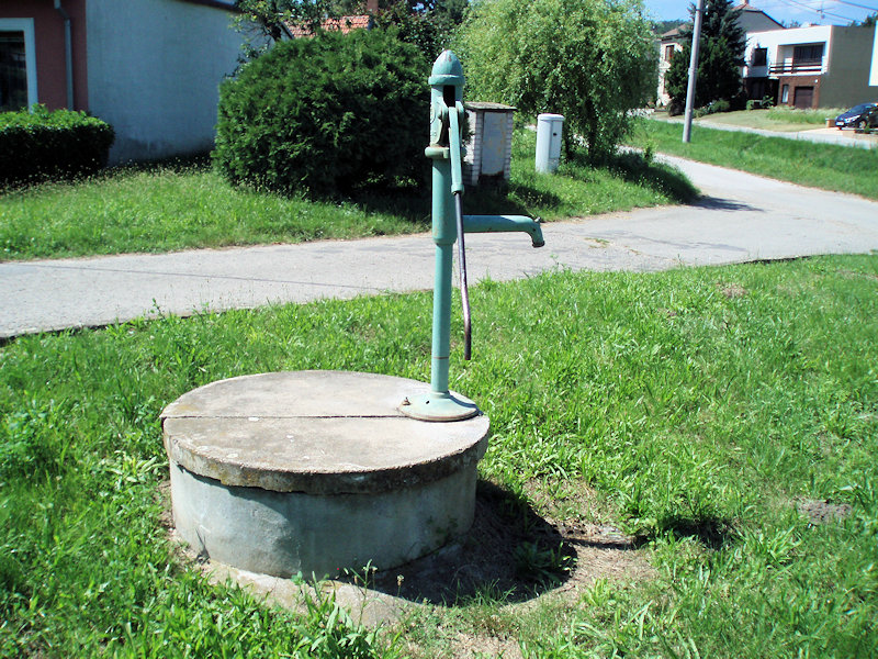 studna bez jména (13465)