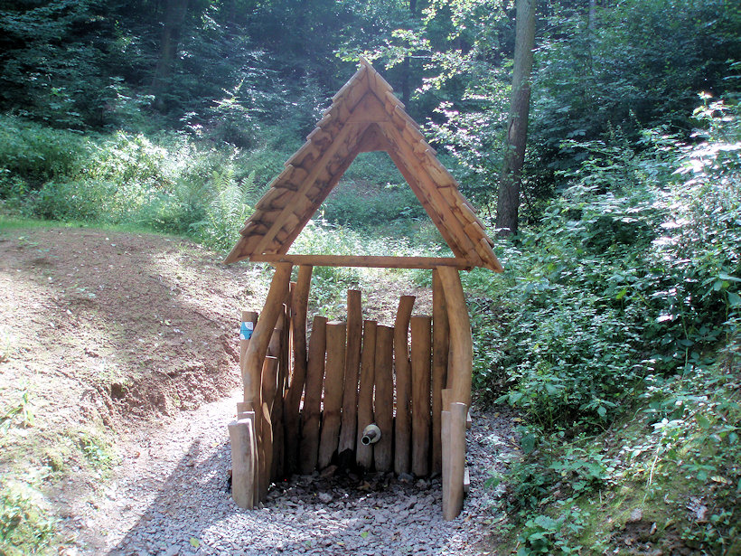 Melatínská studánka (13466)