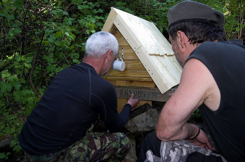 Oprava studánky Tajemná Řásnovka