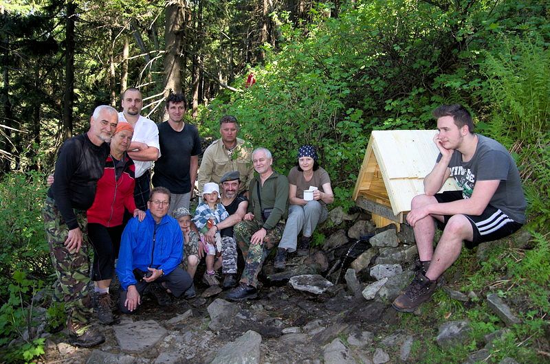 Oprava studánky Tajemná Řásnovka