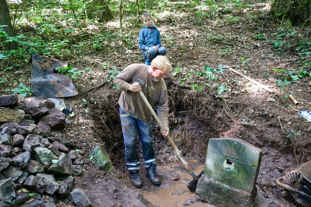 Oprava studánky Kanovka