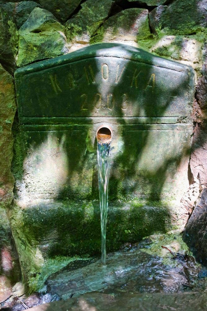 Oprava studánky Kanovka