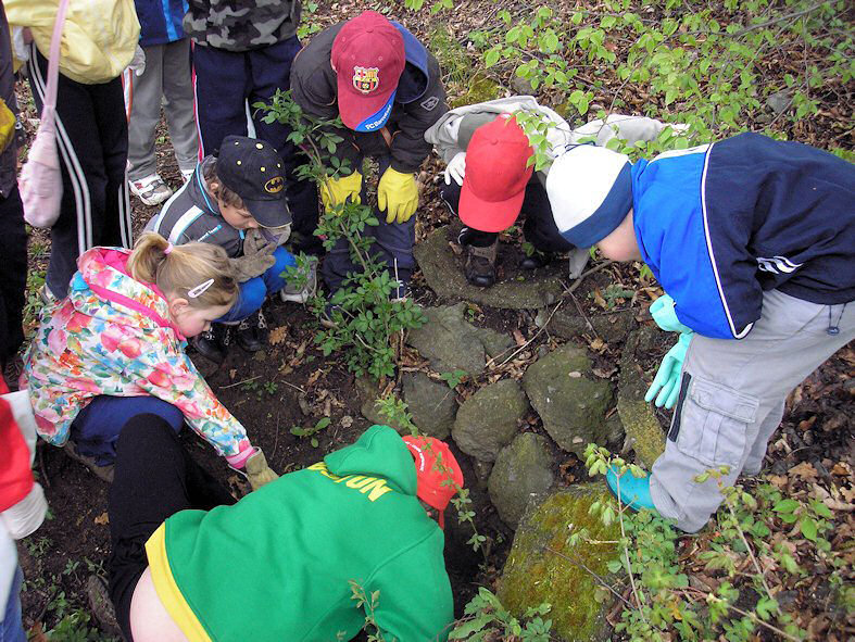 Péče o studánku 73